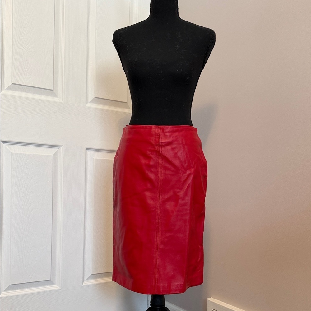 Finity Studio Vibrant Red Leather Pencil Skirt - Picture 4 of 4